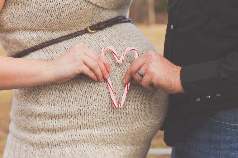 Legge 104 e maternità sono compatibili, a dirlo la corte costituzionale