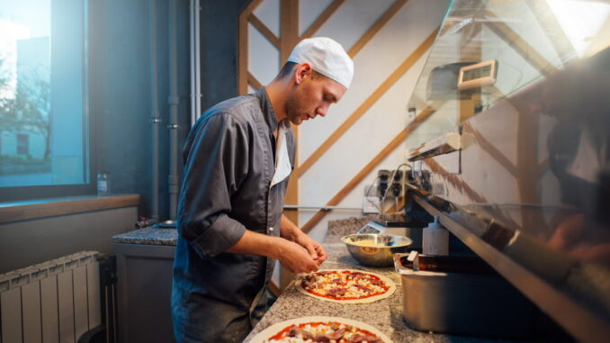 Come gestire una pizzeria: competenze manageriali per pizzaioli esperti