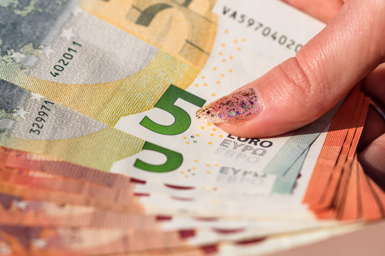Cosa fare se la tredicesima non viene pagata