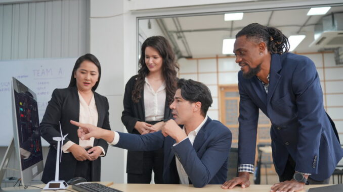 Ascolto attivo: uno strumento potente nelle relazioni personali e professionali Ascolto attivo: uno strumento potente nelle relazioni personali e professionali