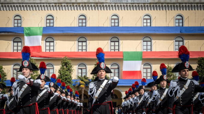 Concorso per il reclutamento di 4918 Allievi Carabinieri Concorso per il reclutamento di 4918 Allievi Carabinieri