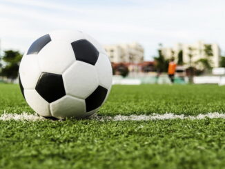 Il calcio come impresa: un’industria globale che muove milioni in tutto il mondo